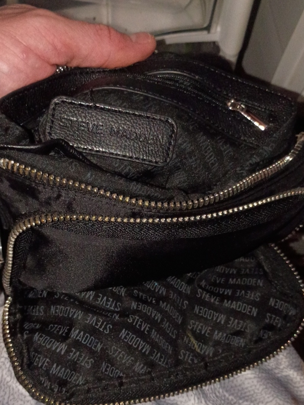 Steve Madden Black and White Logo Crossbody Messenger - Picture 3 of 4